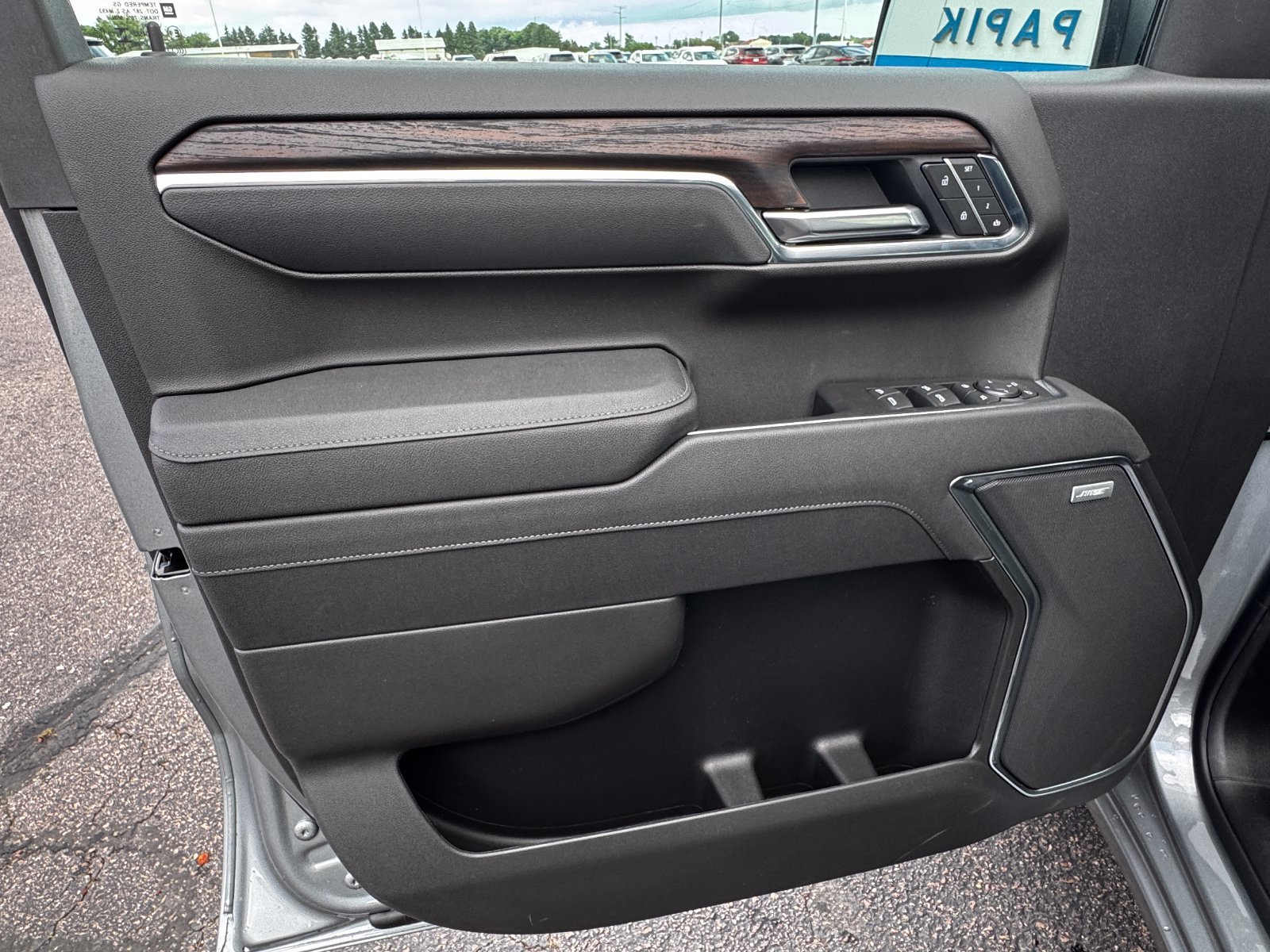 2026 GMC Sierra 1500 SLT - Photo 12