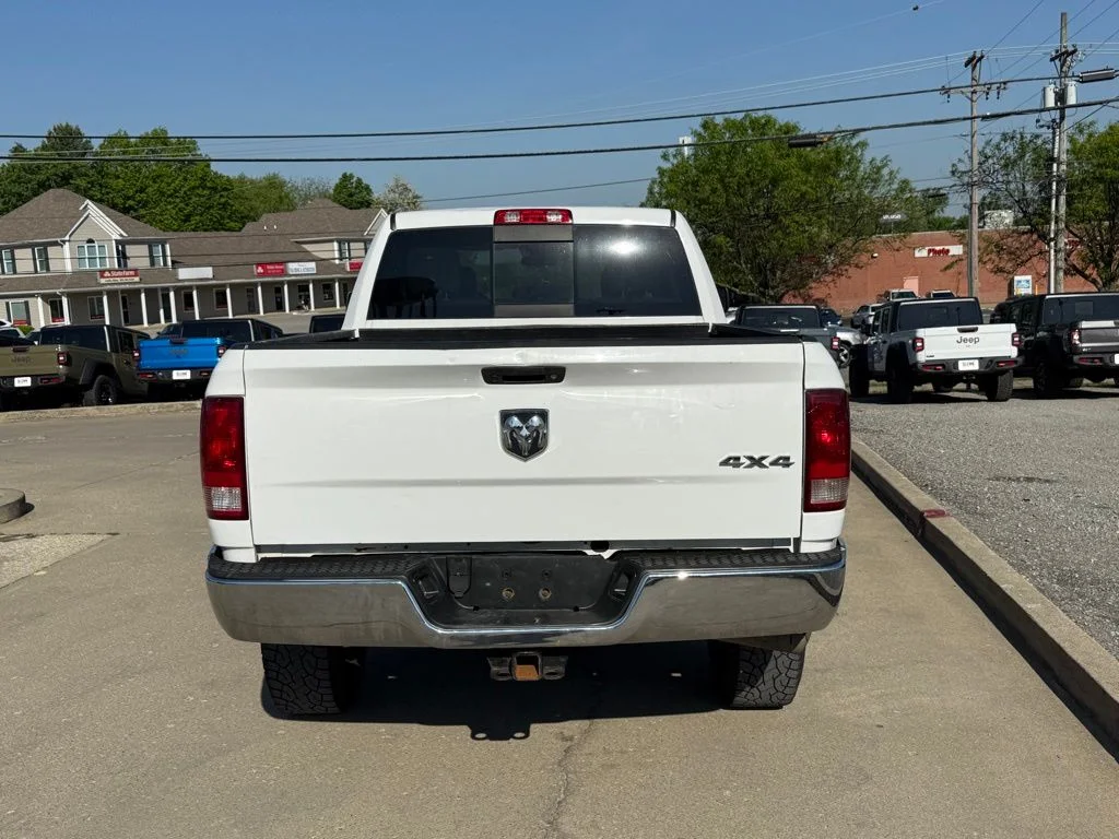 Used 2018 White Ram SLT image 7