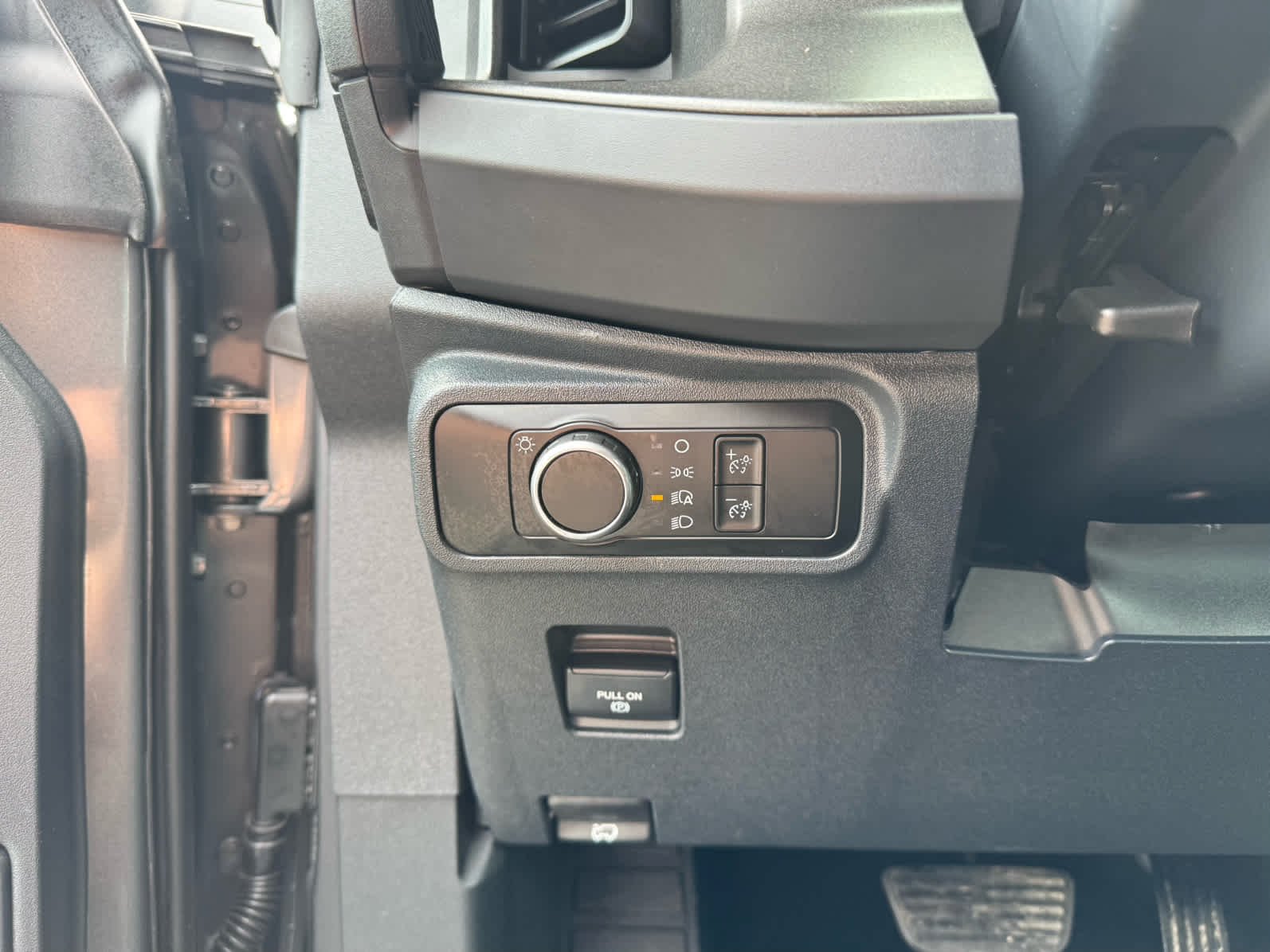 Certified Used 2025 Carbonized Gray Ford Base image 13