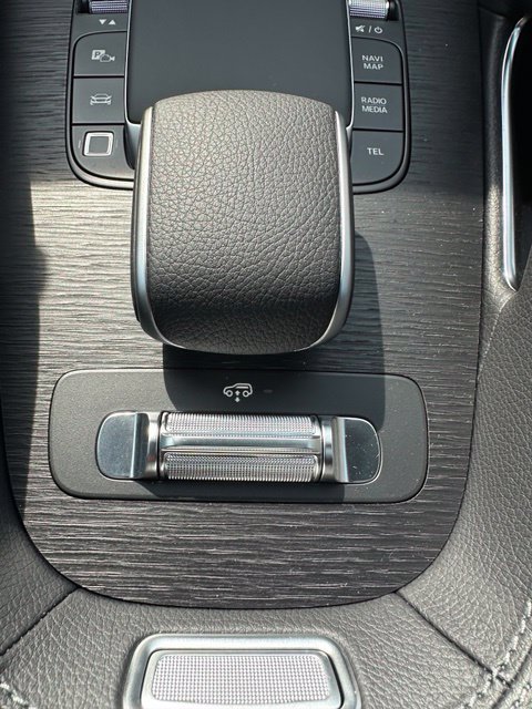 New 2026 MANUFAKTUR Moonlight White Magno Mercedes-Benz GLS 450 image 76