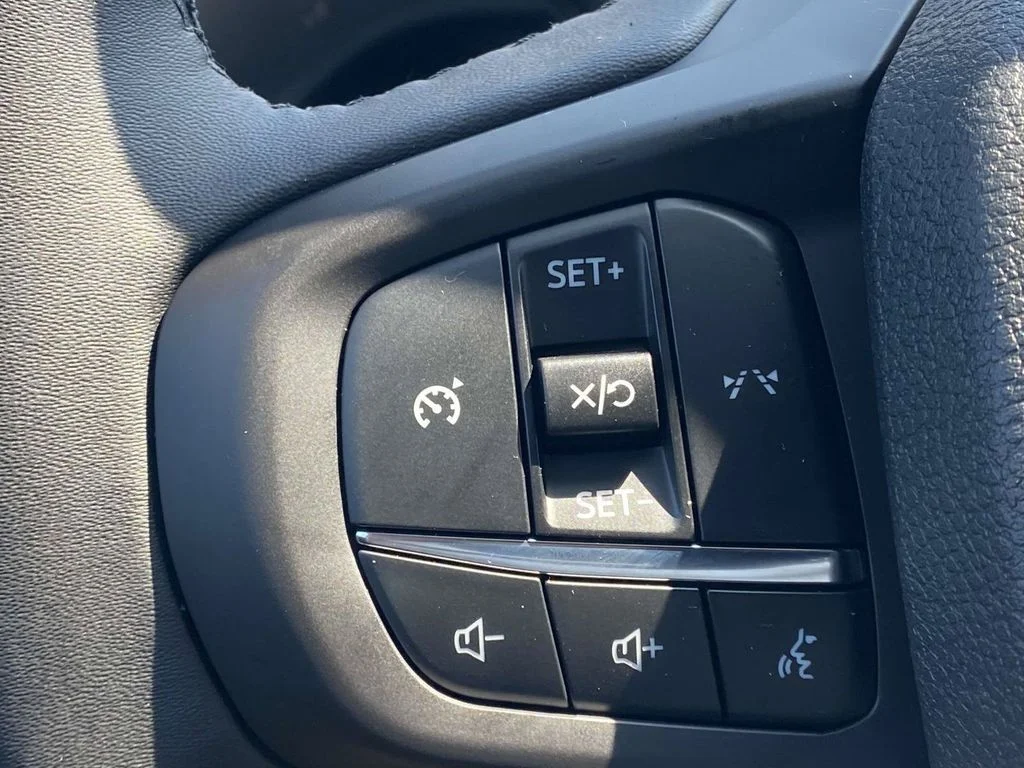 New 2026 Oxford White Ford XLT image 23