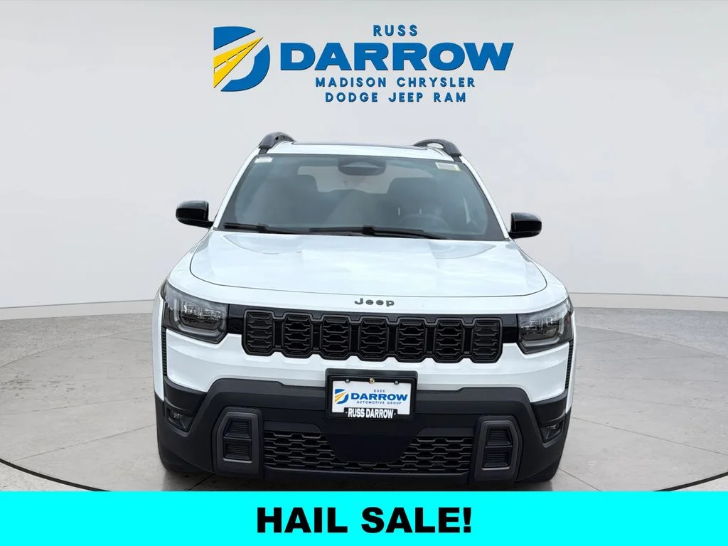 New 2026 Bright White Clear-Coat Exterior Paint Jeep Limited image 8