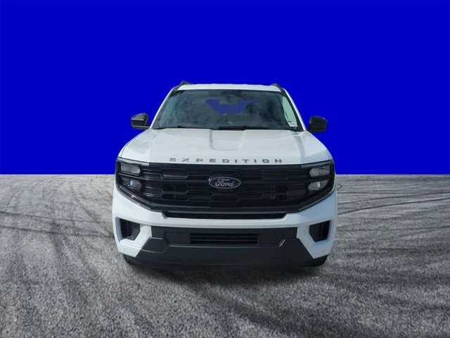 New 2026 Oxford White Ford Active image 8