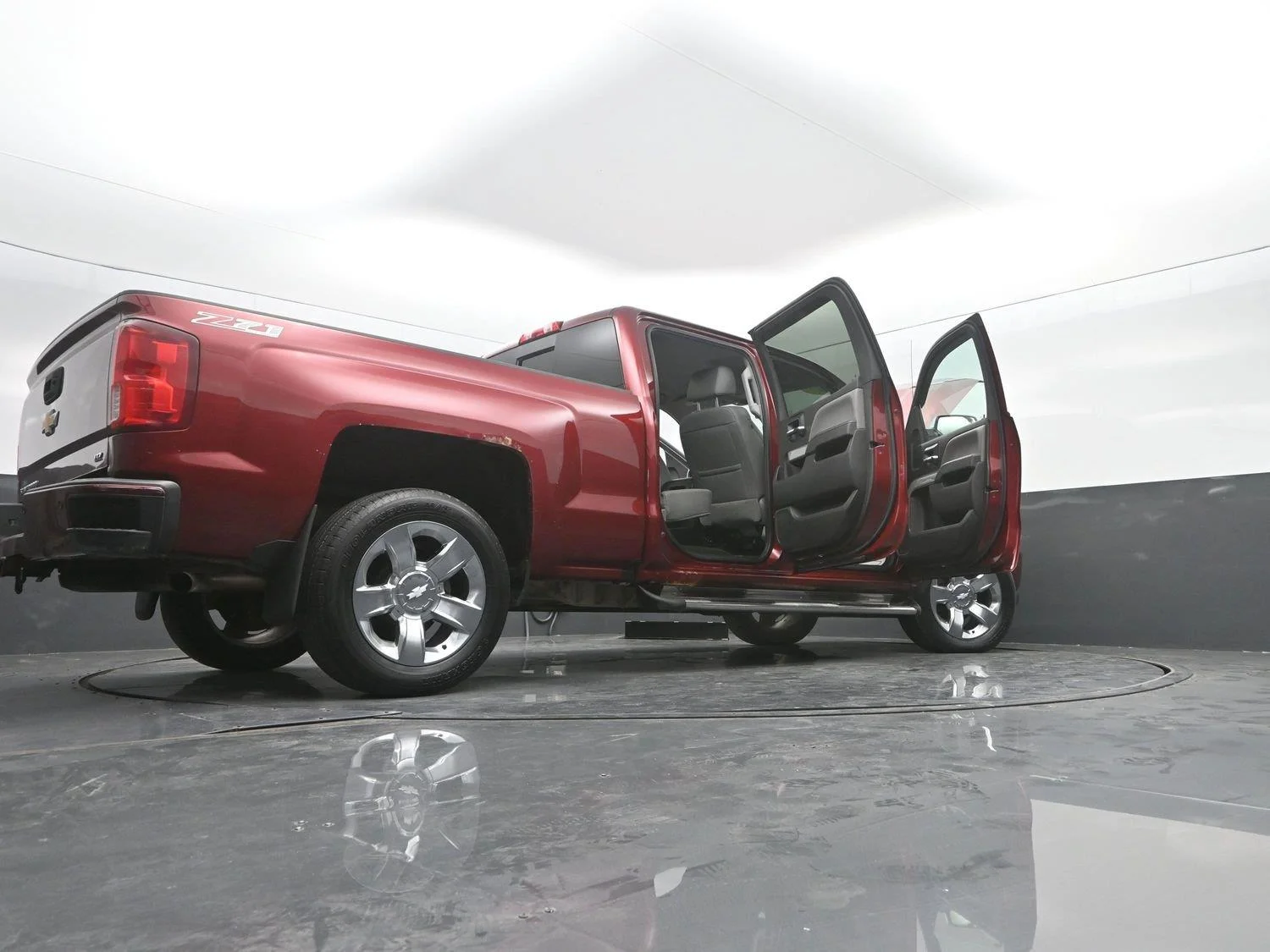 Used 2017 Siren Red Tintcoat Chevrolet LTZ image 51