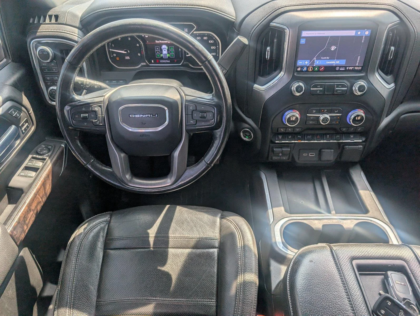Used 2020 RED QUARTZ TINTCOAT GMC Denali image 32