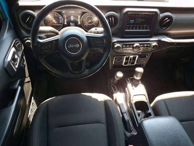 Used 2020 Teal Jeep Unlimited Sport S image 12