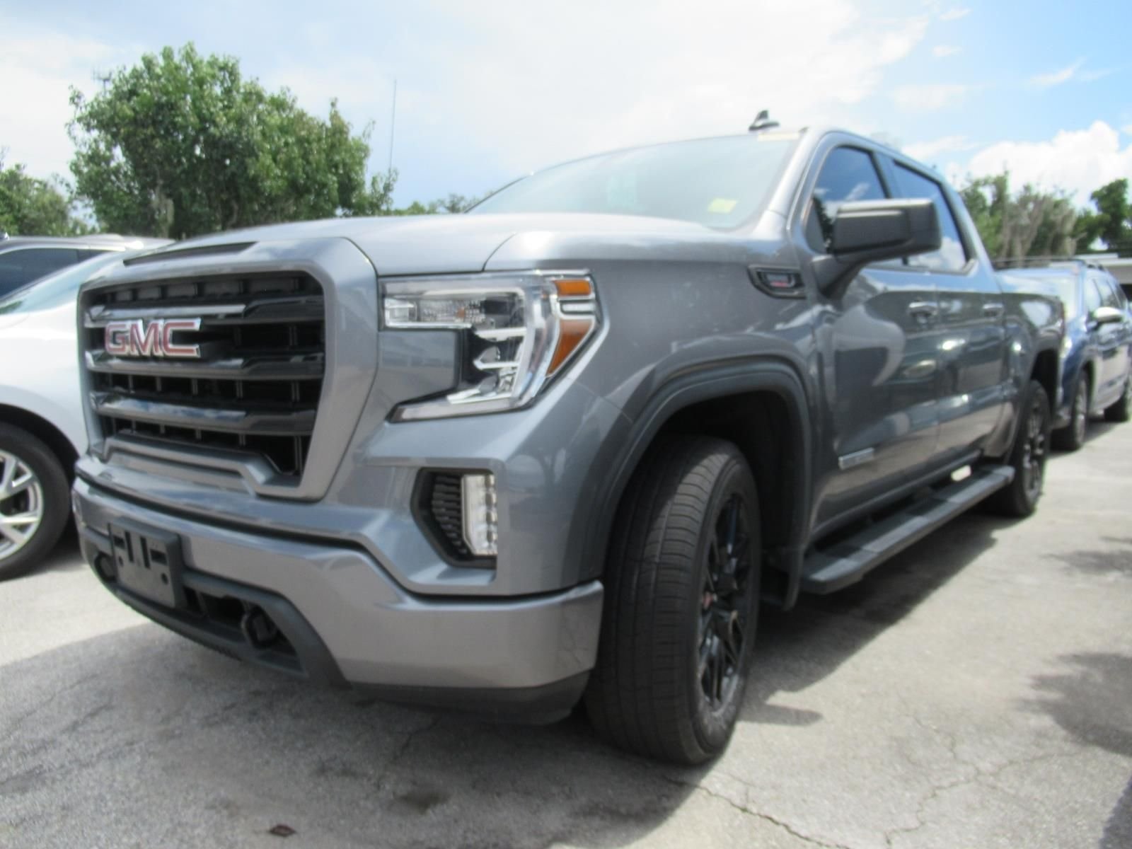 Used 2021 Gray GMC Elevation image 2