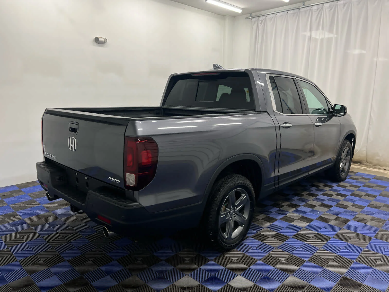 Used 2023 Modern Steel Metallic Honda RTL-E image 13