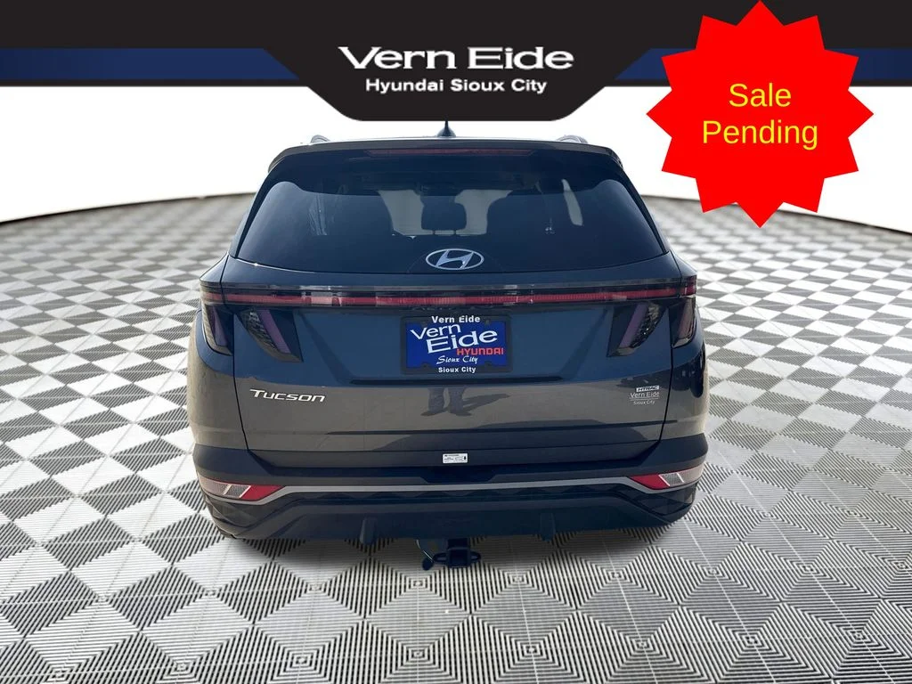Used 2024 Gray Hyundai SEL image 4