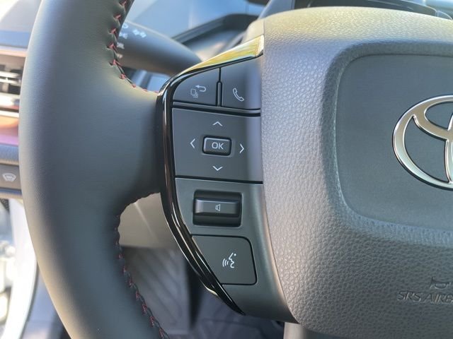 New 2026 Wind Chill Pearl <sup>1</sup> Toyota  SE image 20