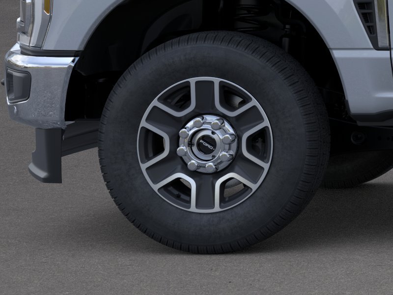 New 2026 Glacier Gray Metallic Tri-Coat Ford F-250® Lariat® image 19