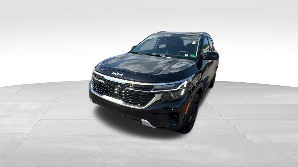 2026 Kia Seltos EX - Photo 11