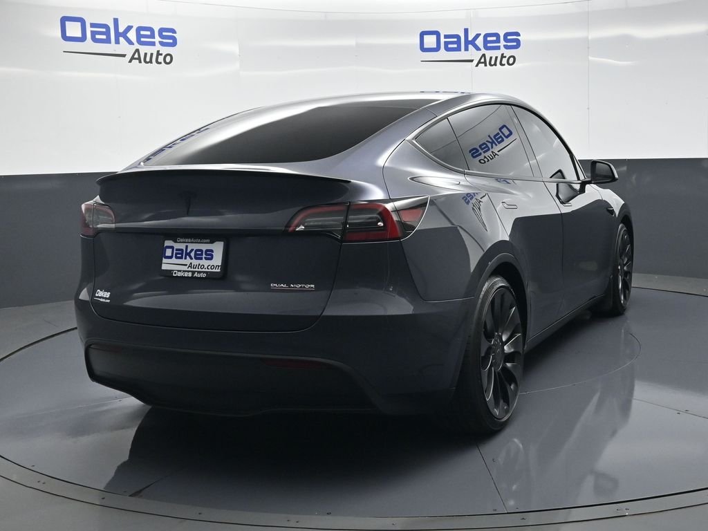 Used 2022 Midnight Silver Metallic Tesla Performance image 8