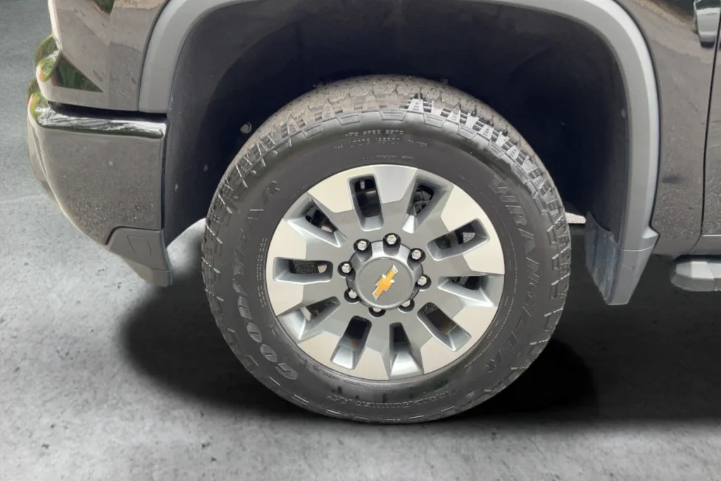 2025 Chevrolet Silverado 2500HD Custom - Photo 24