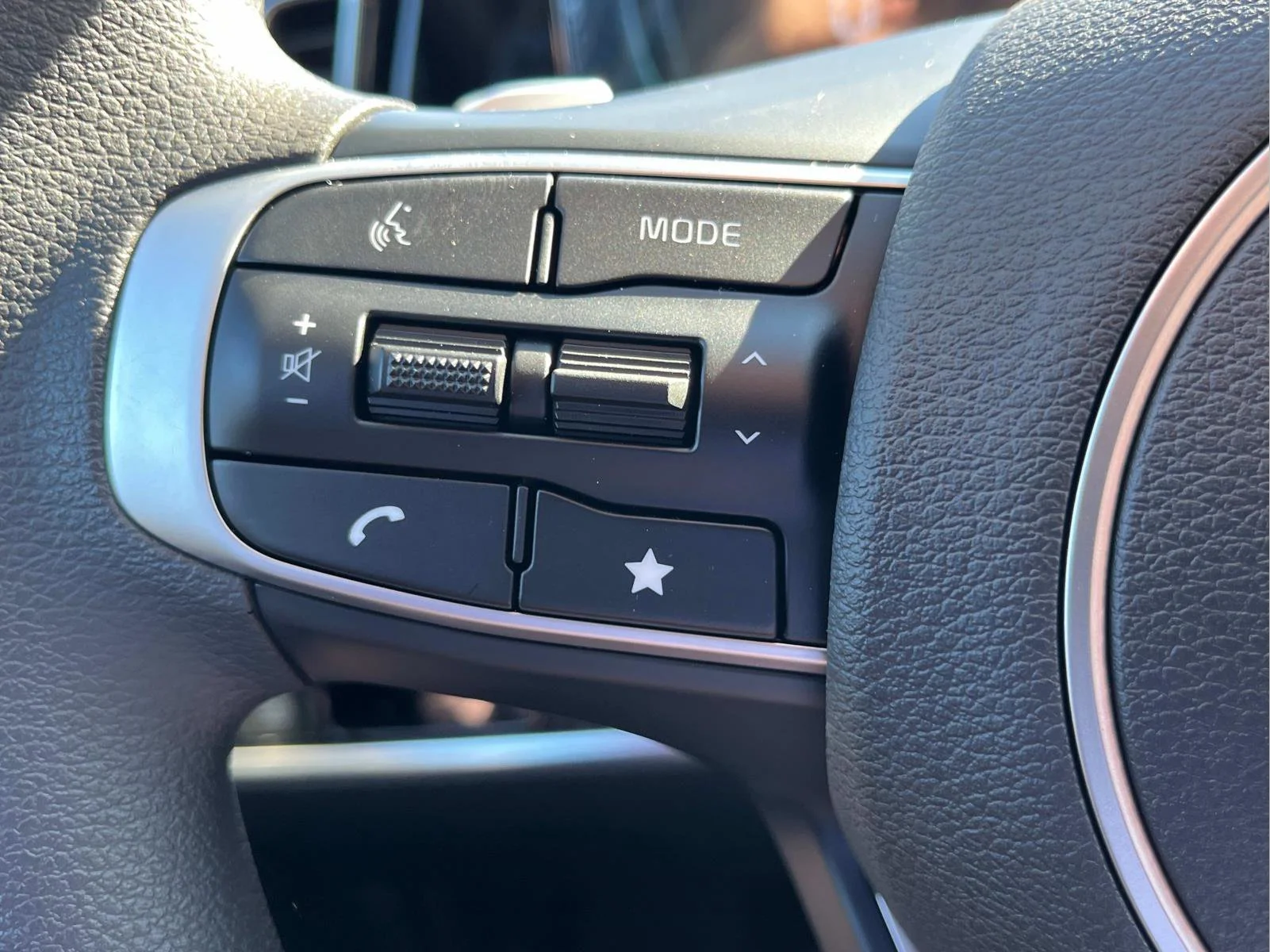 2025 Kia Sportage LX Hybrid - Photo 23