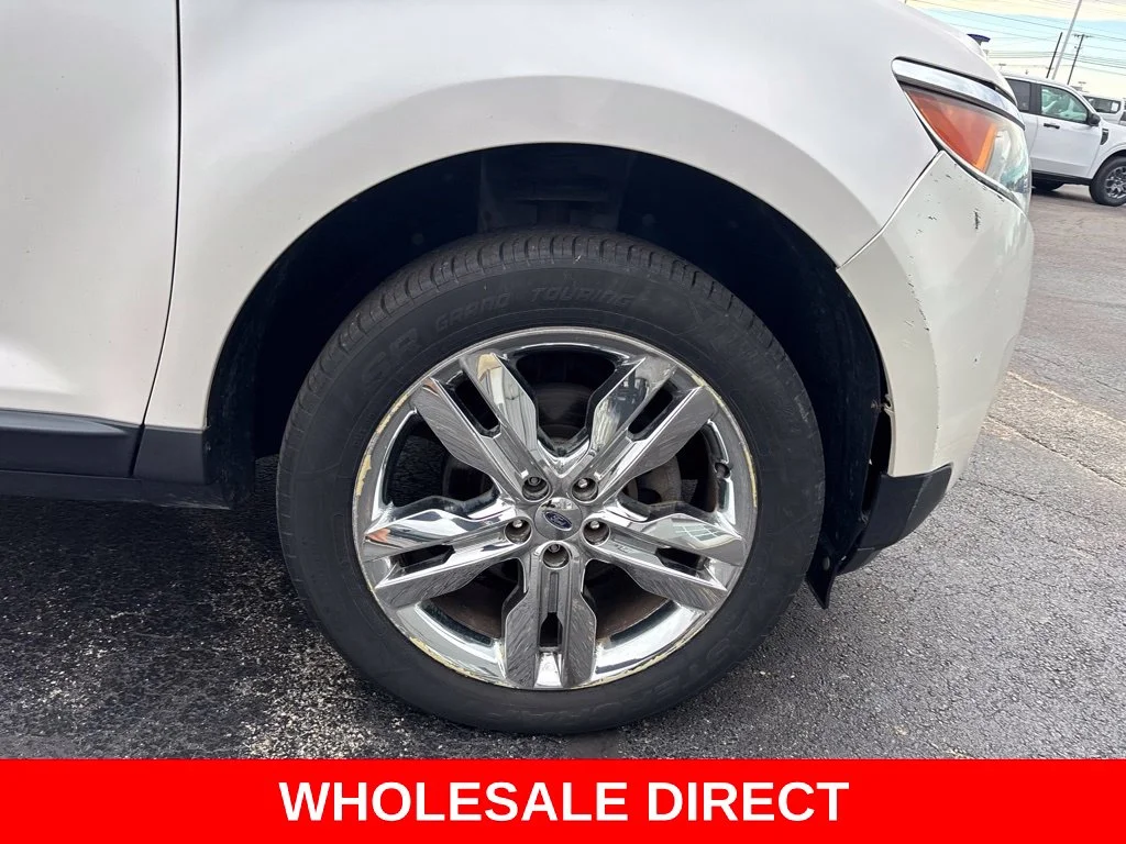 Used 2013 White Ford SEL image 12