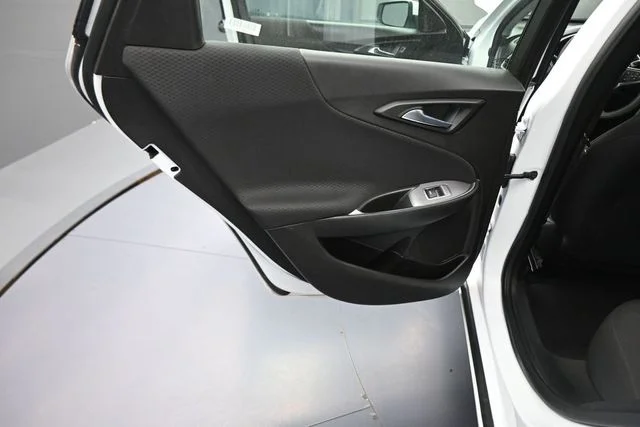 Used 2024 White Chevrolet LT image 18