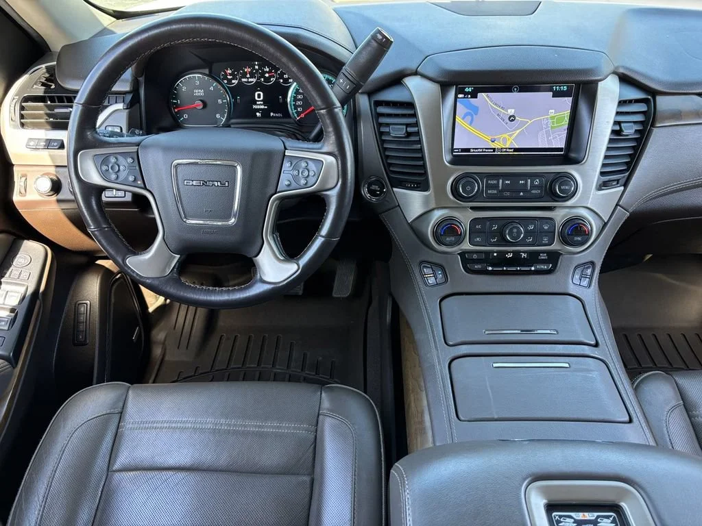 Used 2020 SUMMIT WHITE GMC Denali image 23