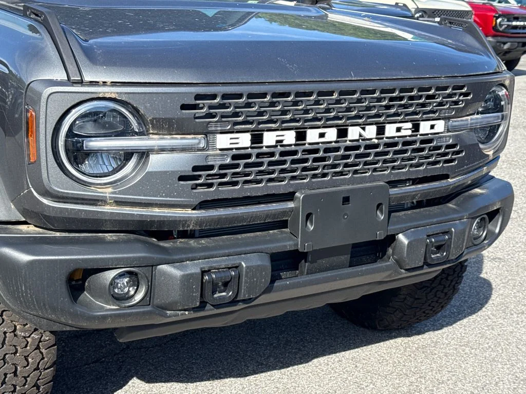 New 2025 Gray Ford Badlands image 9