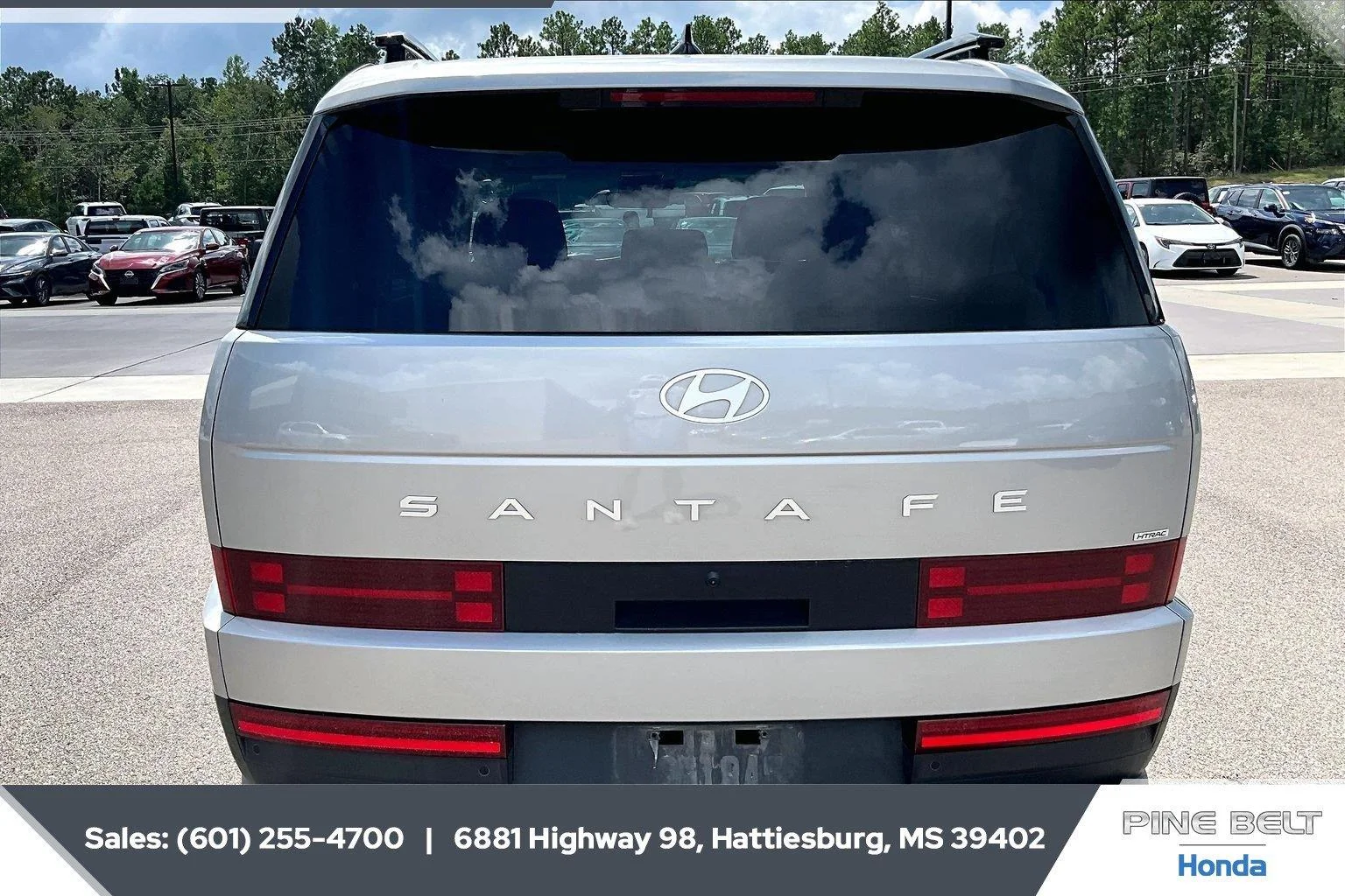 Used 2025 Shimmering Silver Hyundai SEL image 4