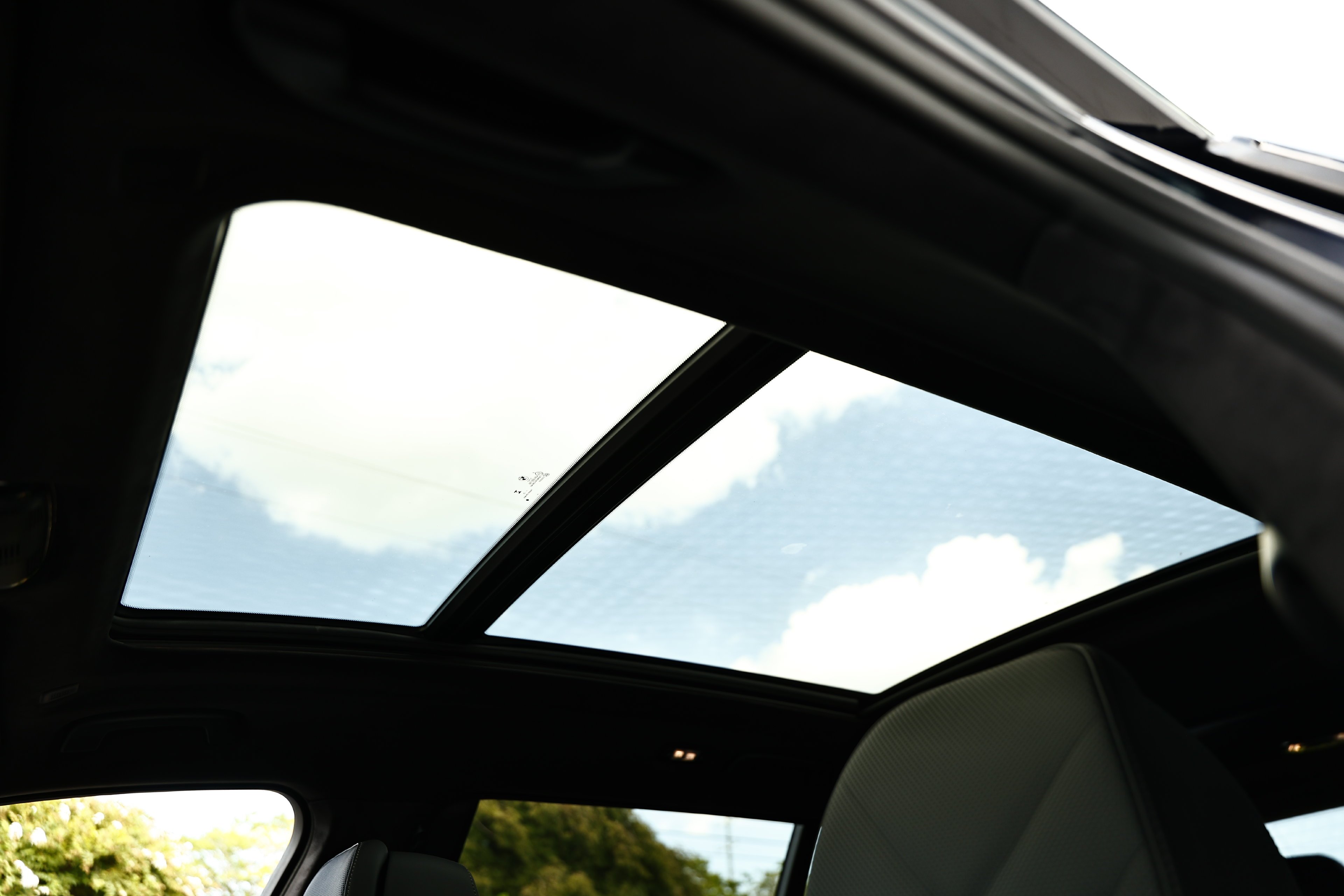 New 2027 Carbon Black Metallic BMW xDrive40i image 18
