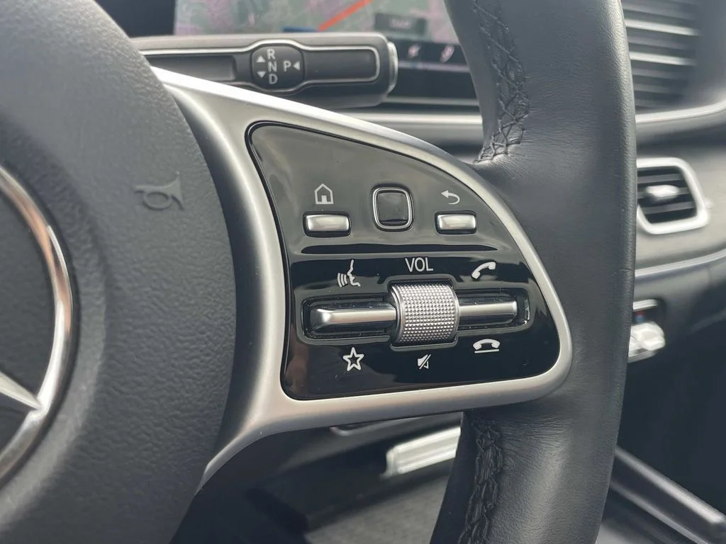 Used 2020  Mercedes-Benz GLS 580 image 32