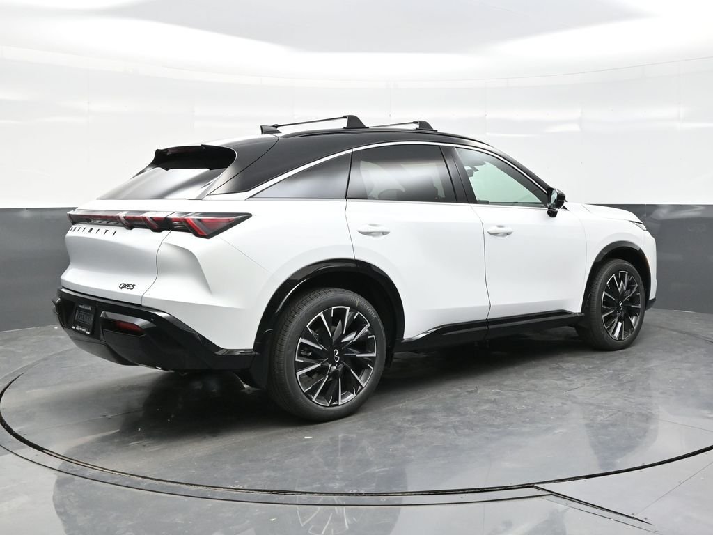 New 2027 2T RAD WHT INFINITI Autograph AWD image 7