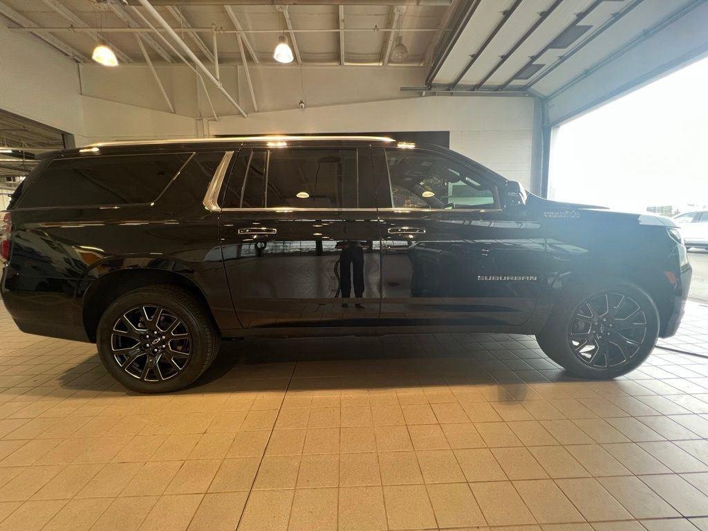 Used 2023 Black Chevrolet High Country image 12