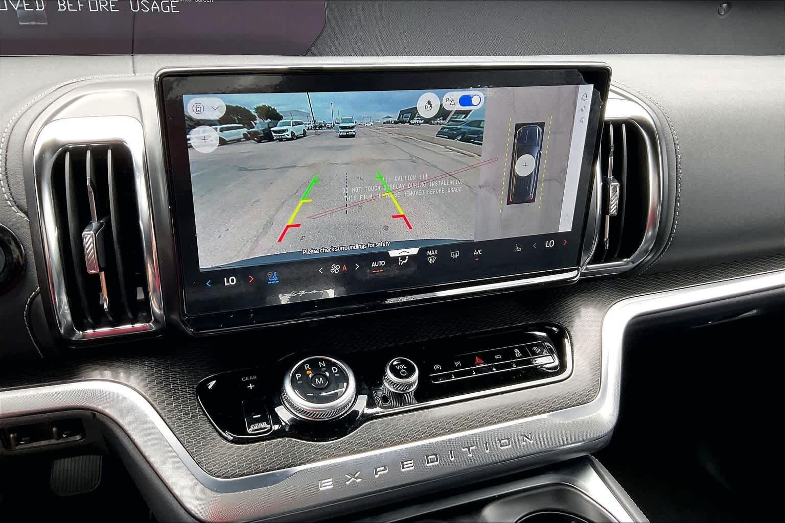 New 2026 Agate Black Metallic Ford MAX Platinum® image 18