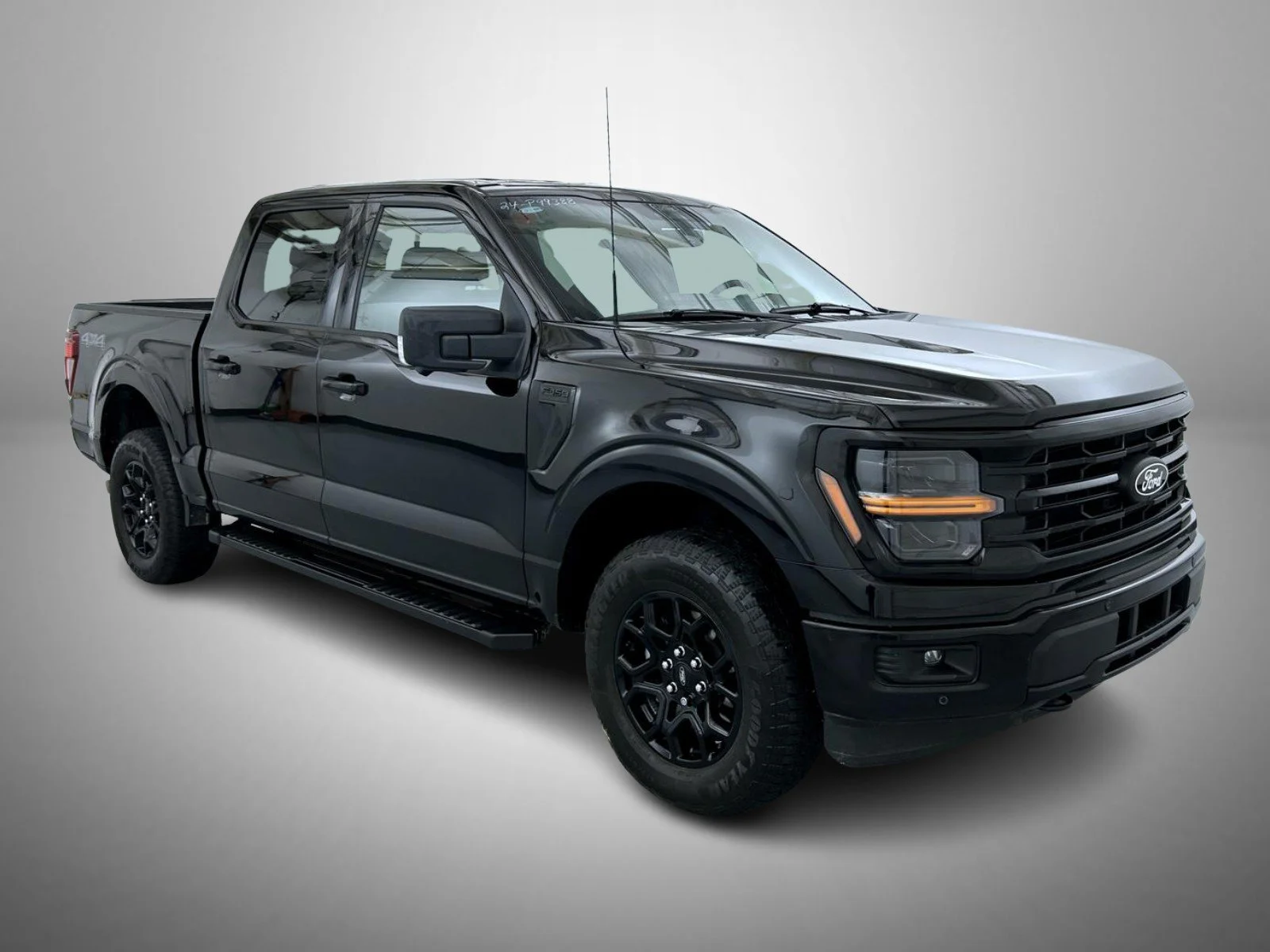 Used 2024 Black Ford XLT image 3