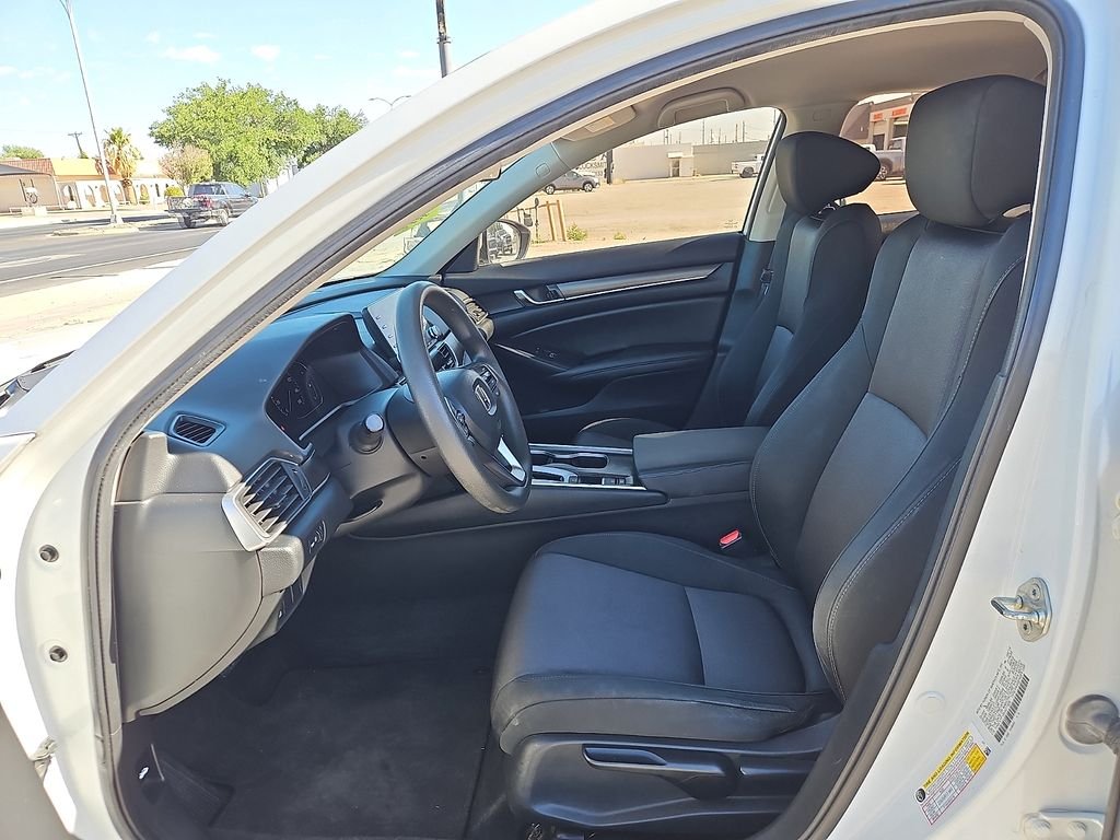 Used 2019  Honda LX image 15