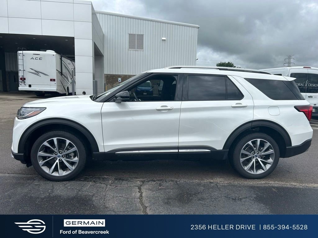 Used 2025 White Metallic Ford Platinum image 4