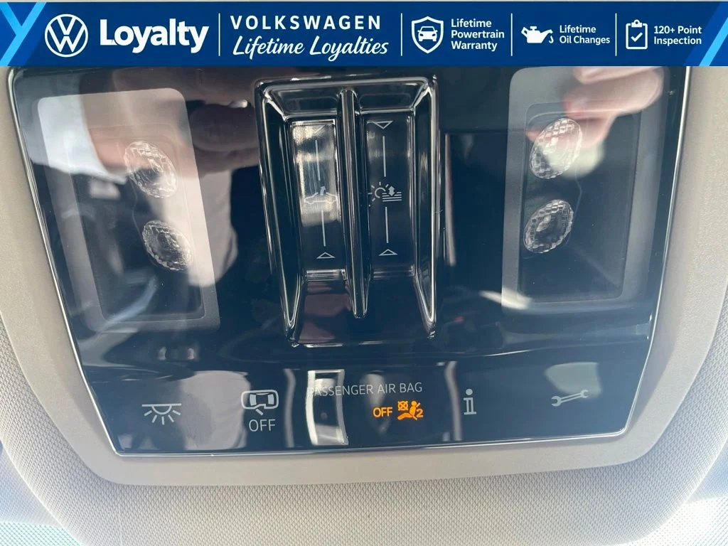 Used 2026 Green Volkswagen Peak Edition image 30