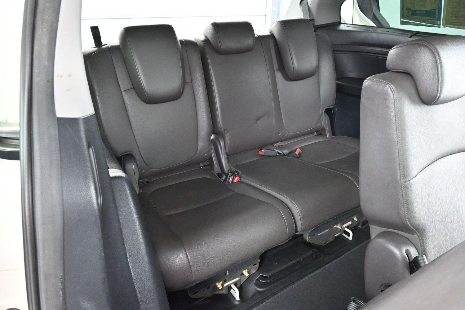 Used 2019 White Diamond Pearl Honda Touring image 38