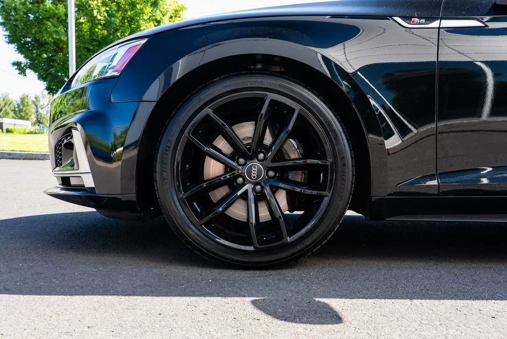 Used 2018 Black Audi 3.0T Prestige image 7