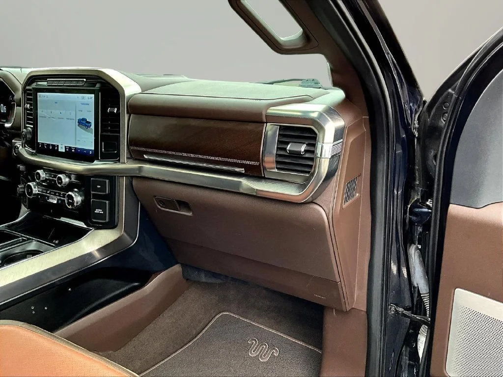 Used 2022 Antimatter Blue Metallic Ford King Ranch image 29