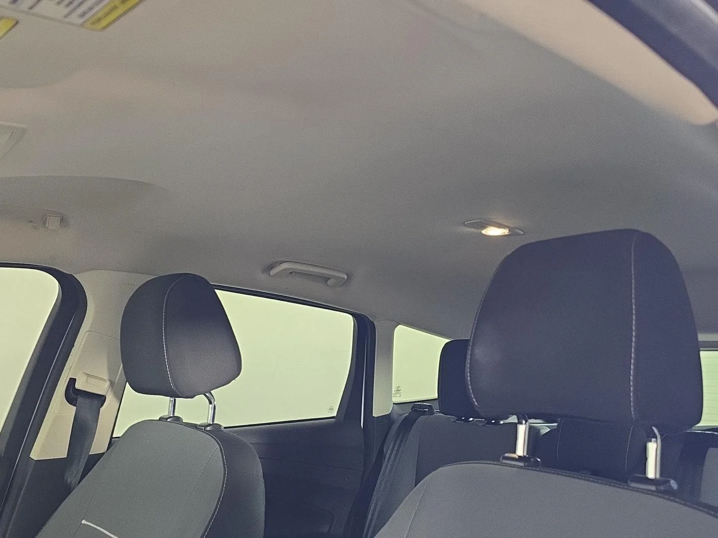 Used 2015 Ford Escape SE with VIN 1FMCU9G98FUA10377 for sale in La Vista, NE