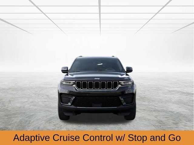 New 2026 Diamond Black Crystal Pearlcoat Jeep Laredo X image 7