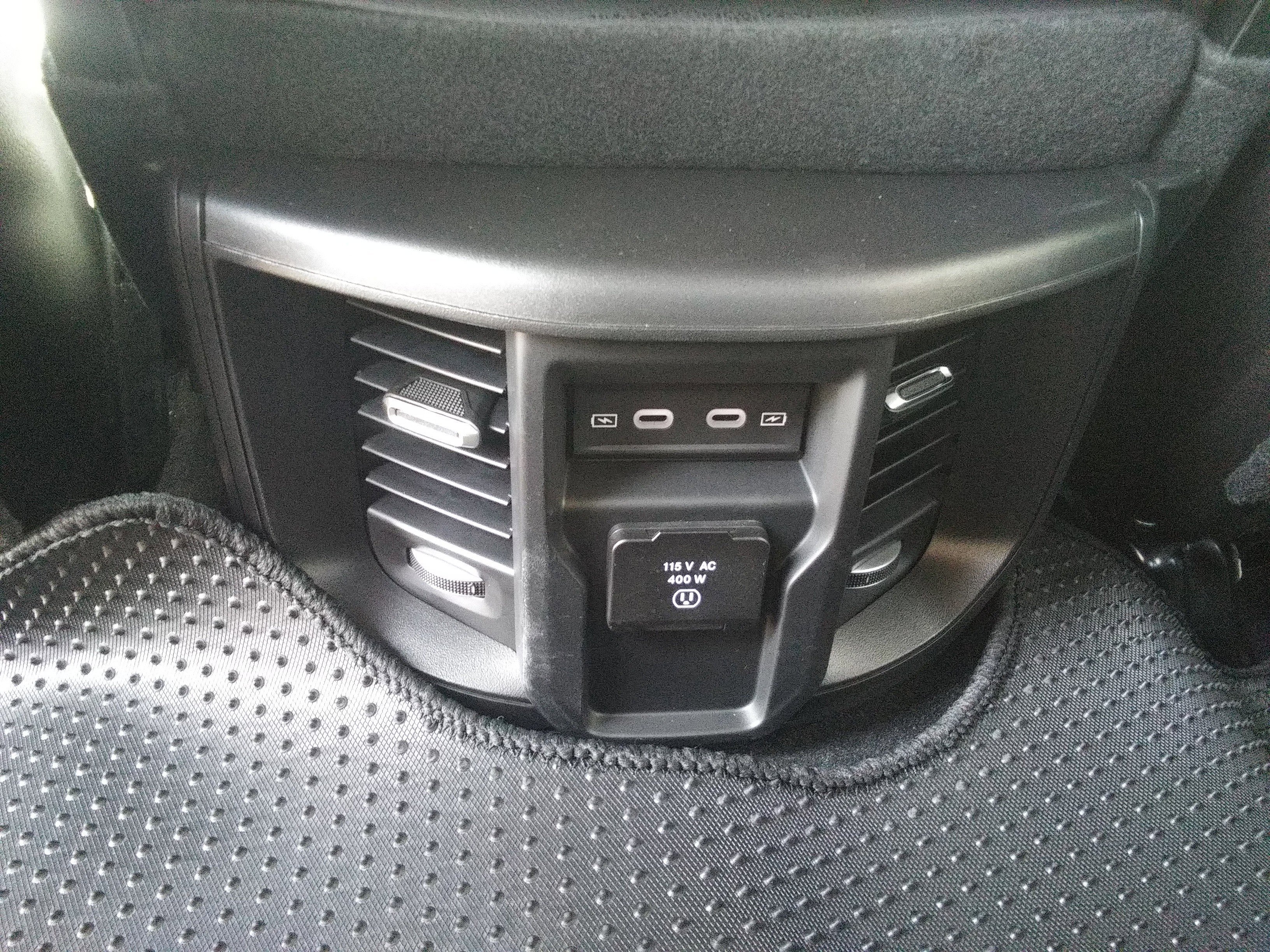 2026 RAM 2500 Laramie - Photo 11