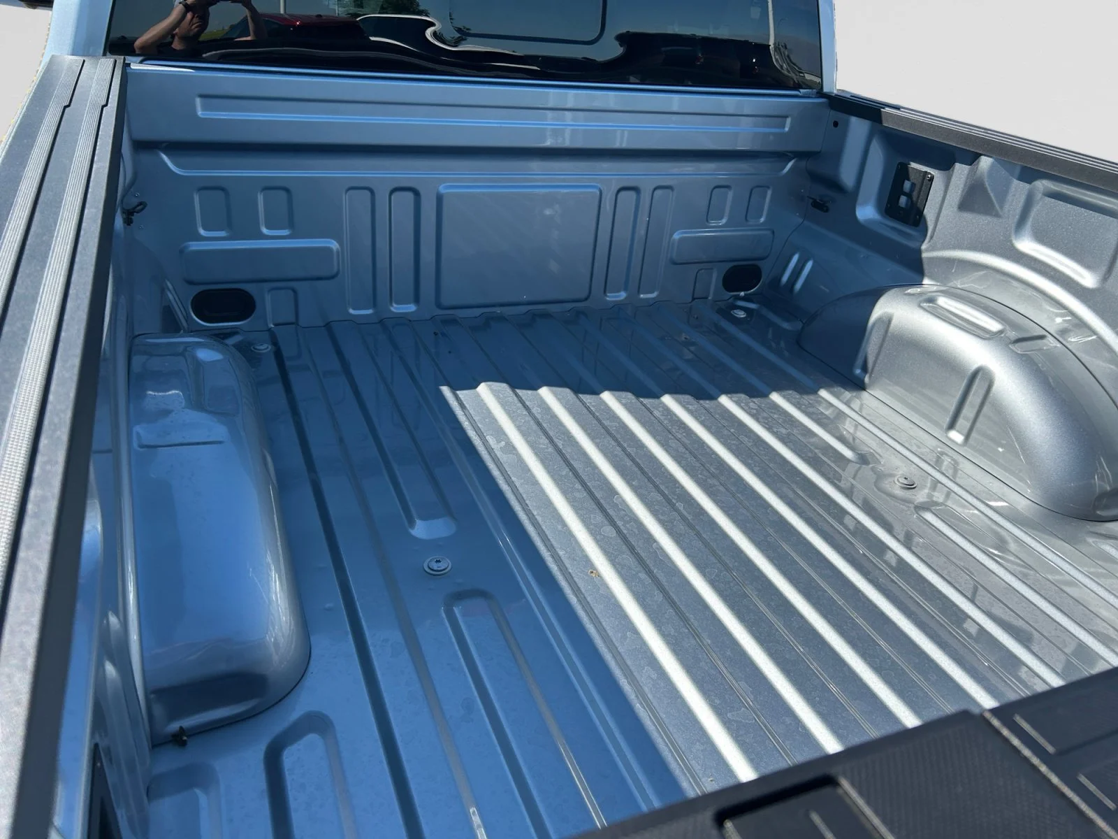New 2026 Iconic Silver Metallic Ford XLT image 10