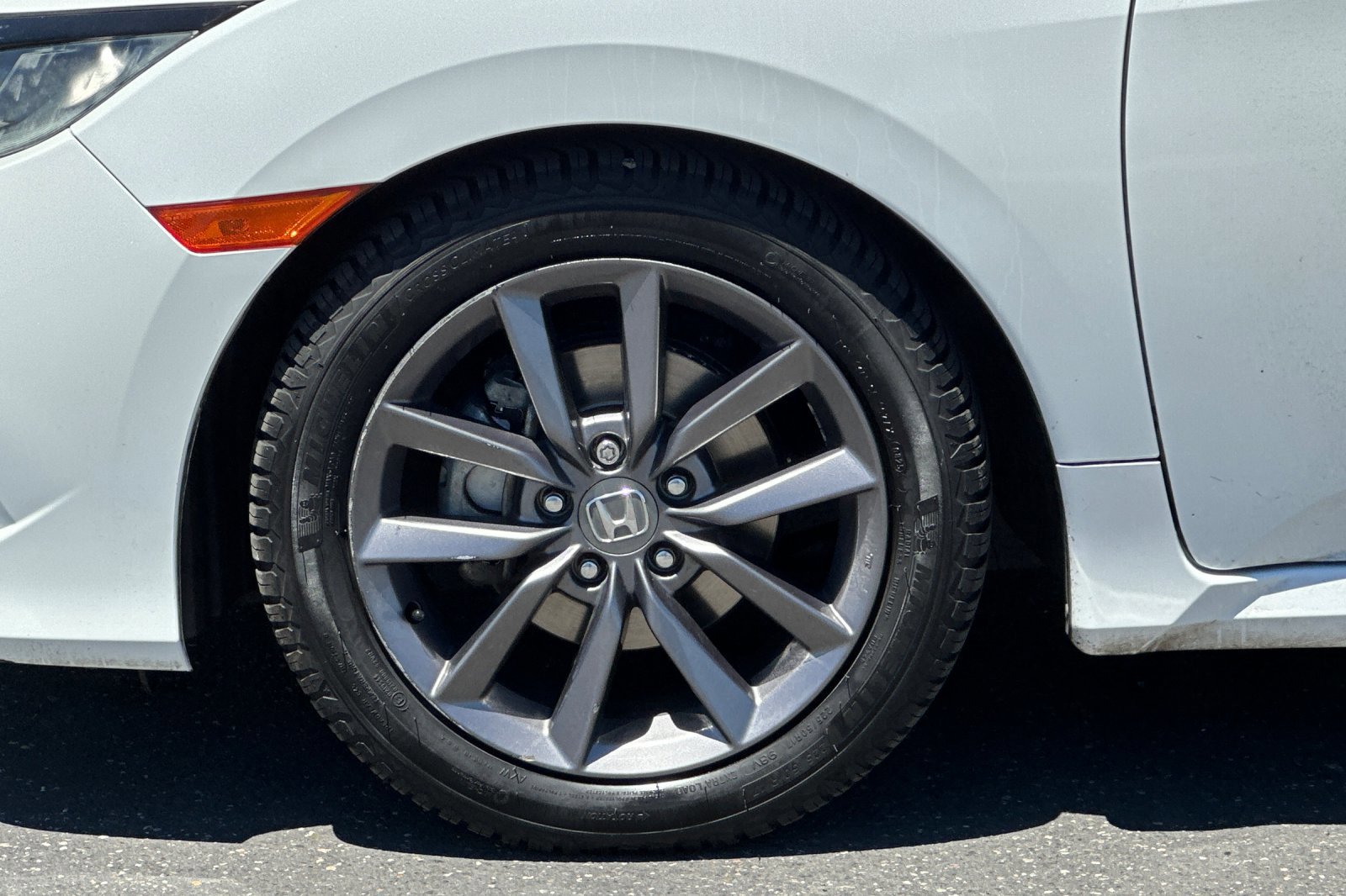 Used 2020 White Honda EX image 24