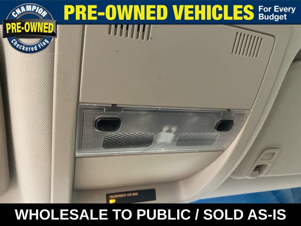 Used 2012 VICTORY RED Chevrolet Work Truck image 19