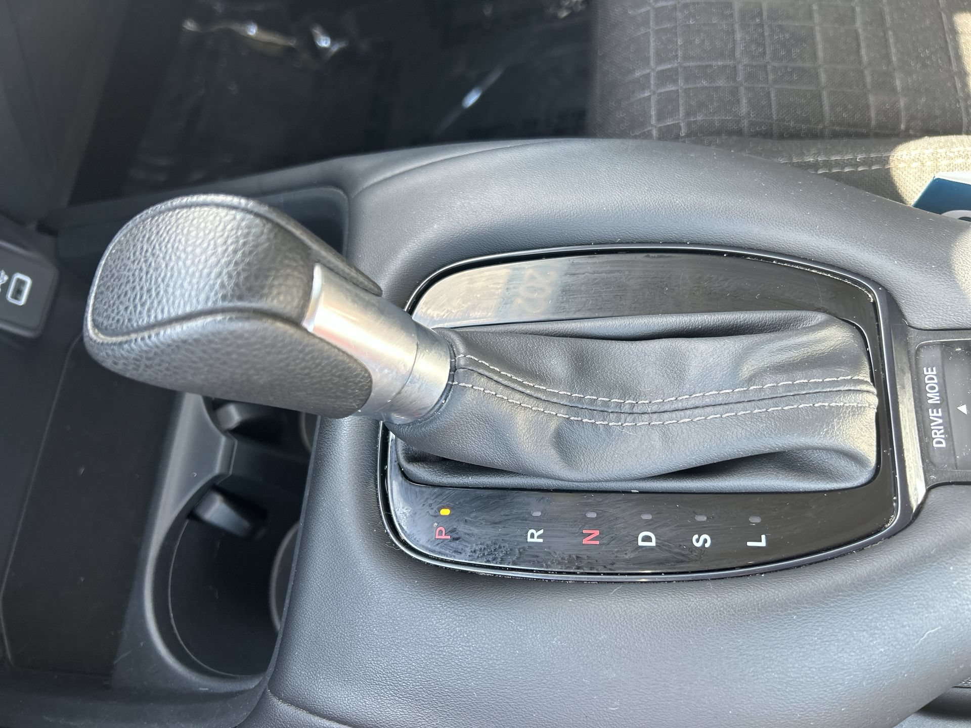 2025 Honda HR-V LX - Photo 21