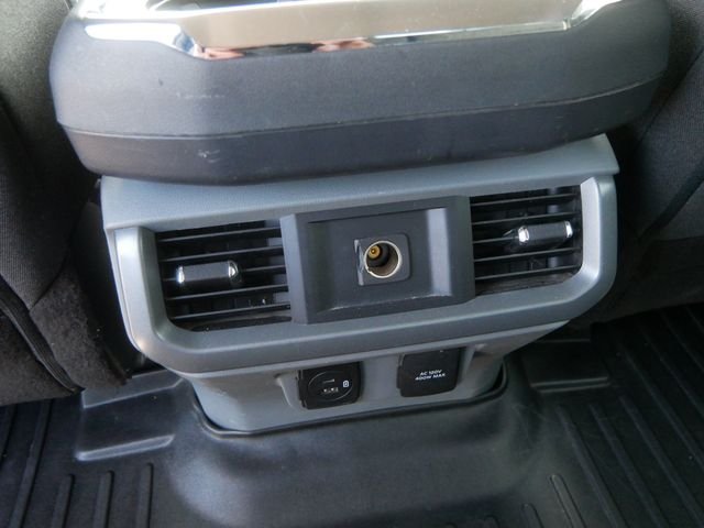 Used 2021 Black Ford XLT image 18