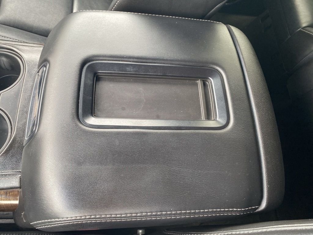 Used 2015 Silver Ice Metallic Chevrolet LT image 27