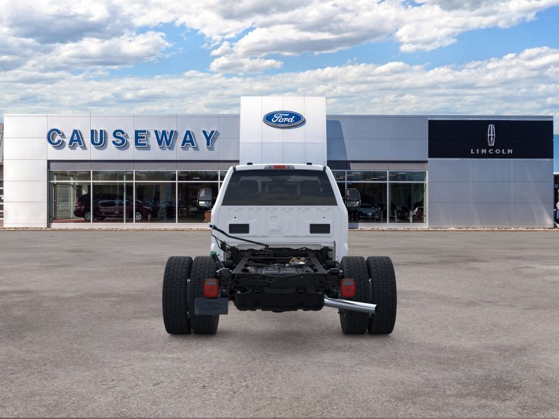 New 2026 Oxford White Ford F-550® XL image 5