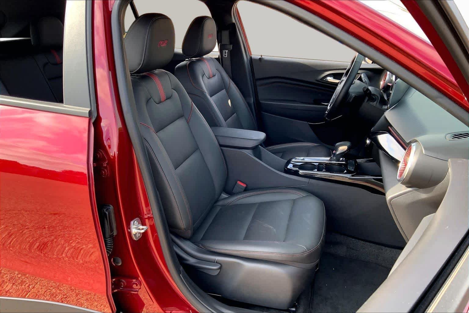 Used 2025 Crimson Metallic Chevrolet 2RS image 9