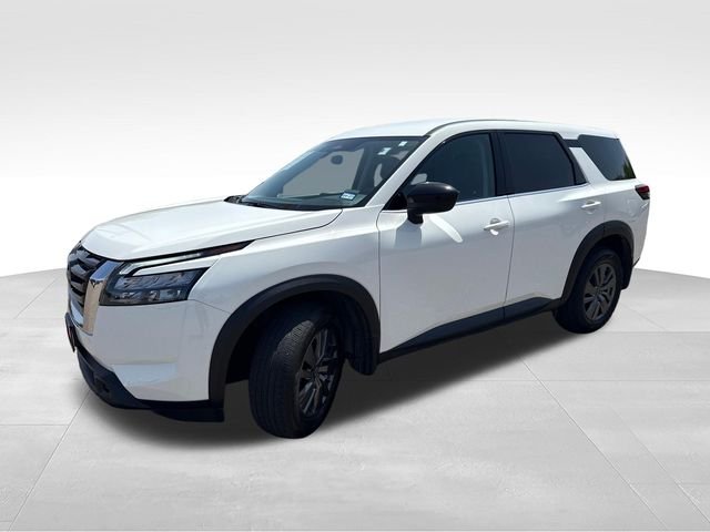 Used 2025 White Nissan S image 4