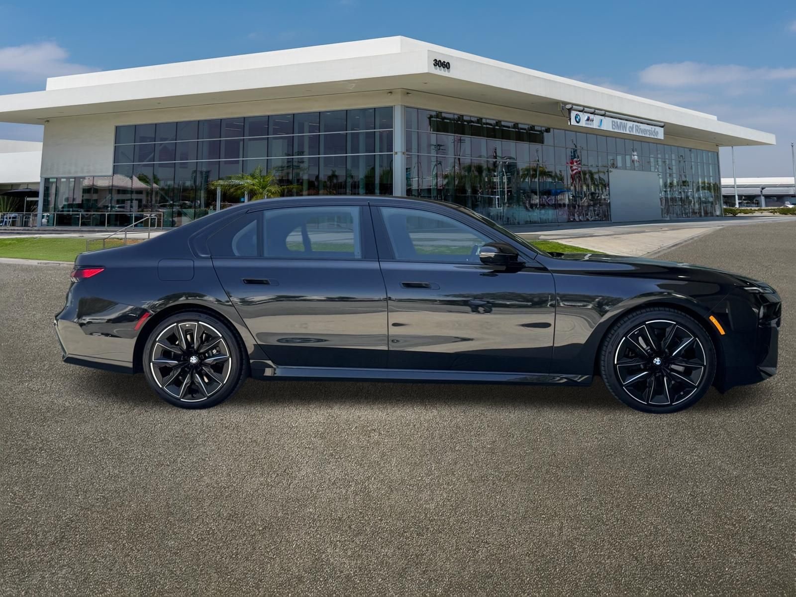 Used 2025 Black BMW 740i xDrive image 12