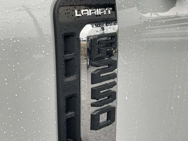 New 2026 Avalanche Ford Lariat image 22